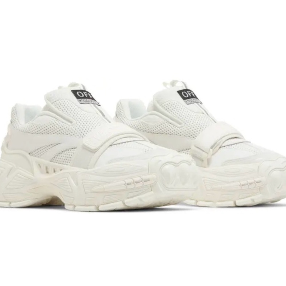 Off-White Textured White Sneakers
